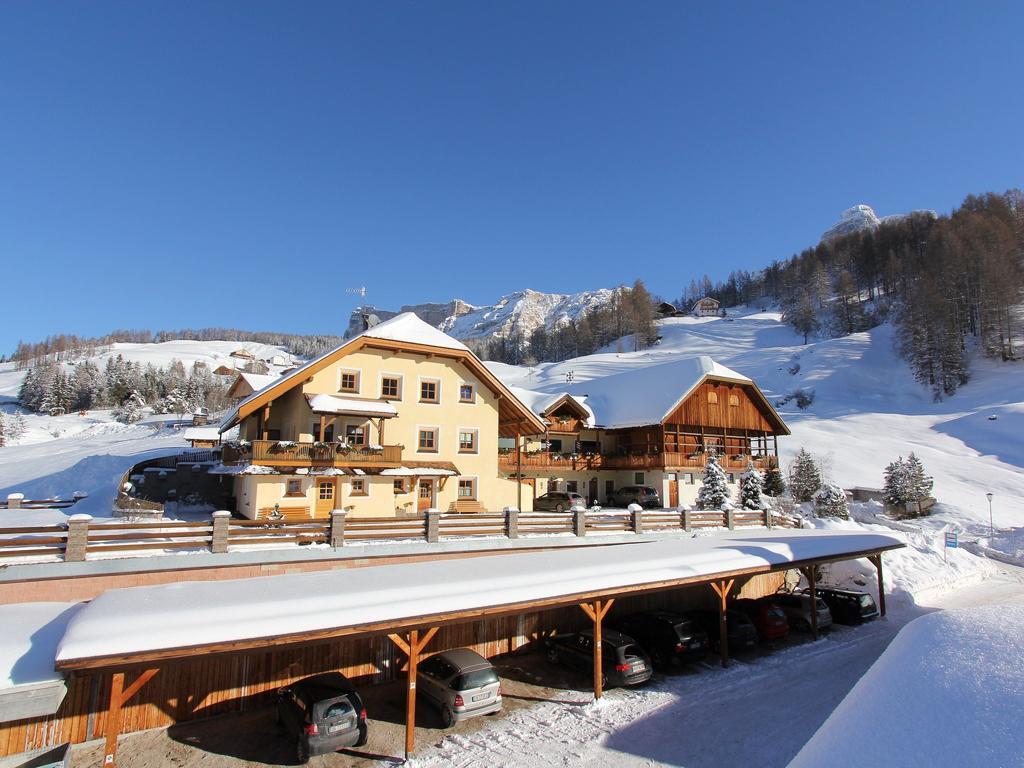 Taela Apartments San Cassiano  Εξωτερικό φωτογραφία