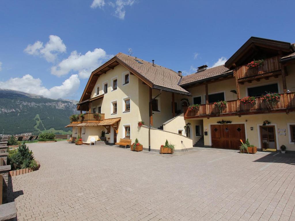 Taela Apartments San Cassiano  Εξωτερικό φωτογραφία