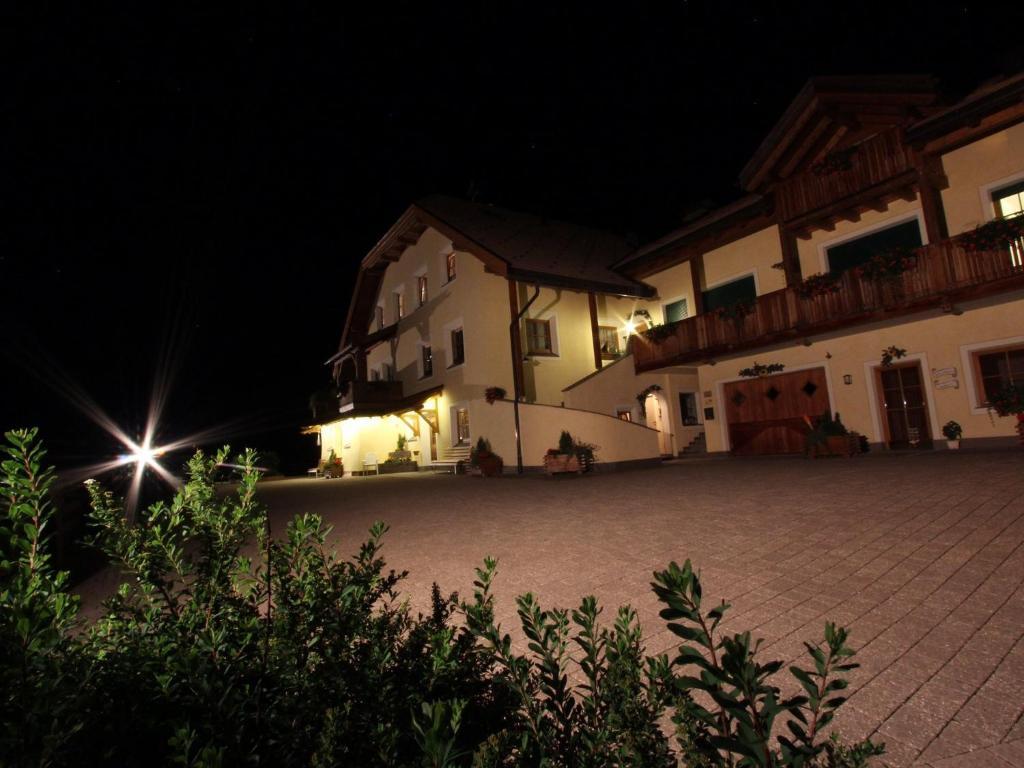 Taela Apartments San Cassiano  Εξωτερικό φωτογραφία