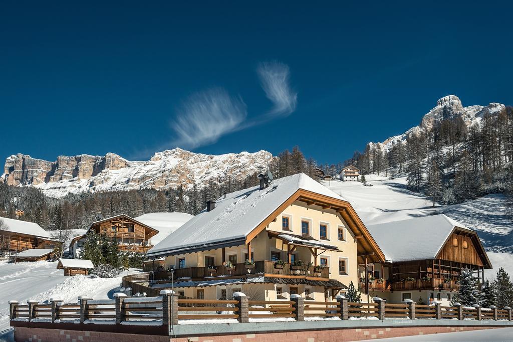 Taela Apartments San Cassiano  Εξωτερικό φωτογραφία