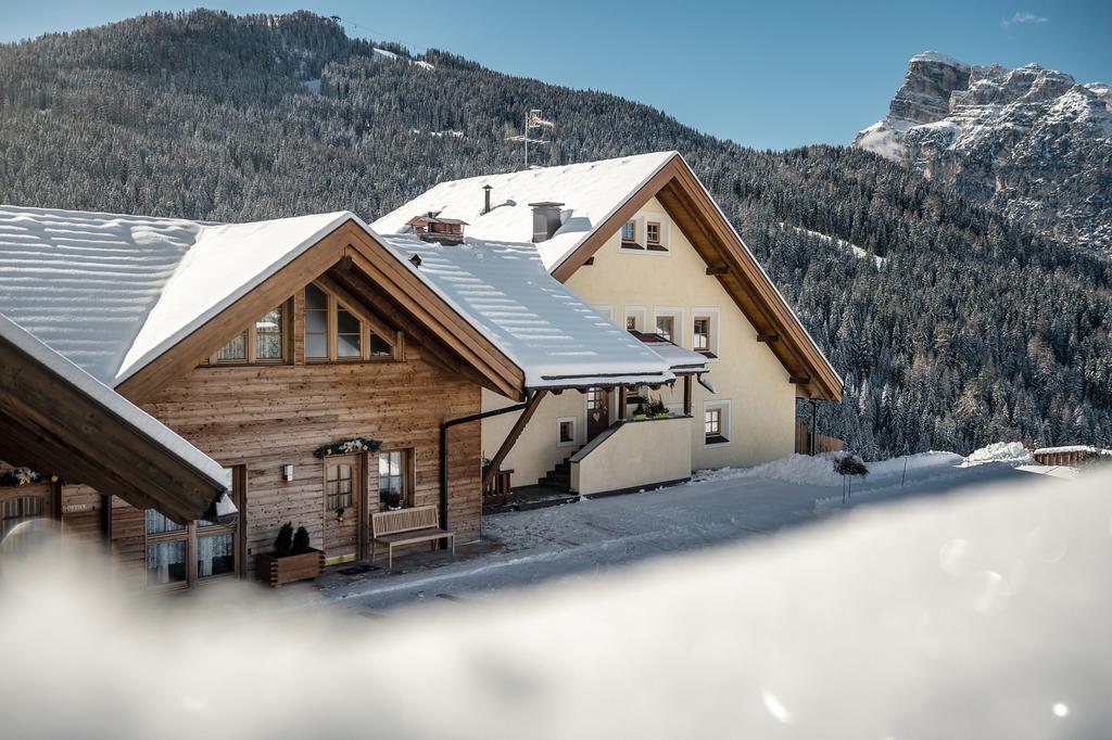 Taela Apartments San Cassiano  Εξωτερικό φωτογραφία