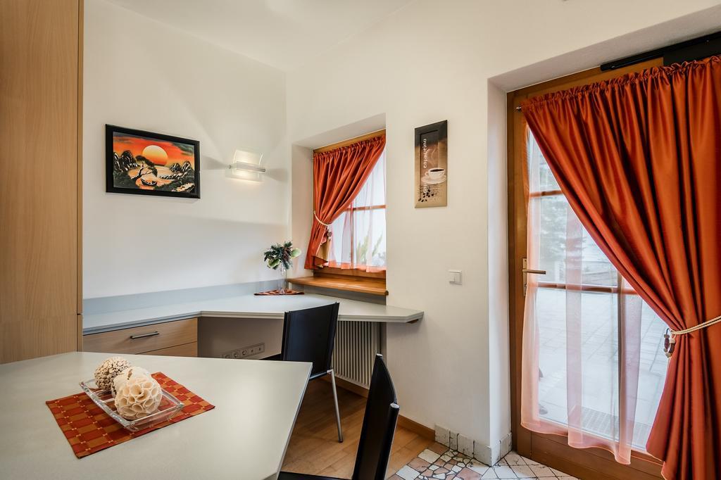 Taela Apartments San Cassiano  Εξωτερικό φωτογραφία
