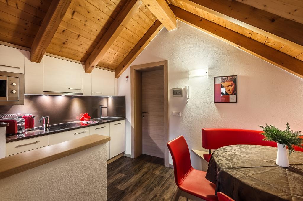 Taela Apartments San Cassiano  Εξωτερικό φωτογραφία