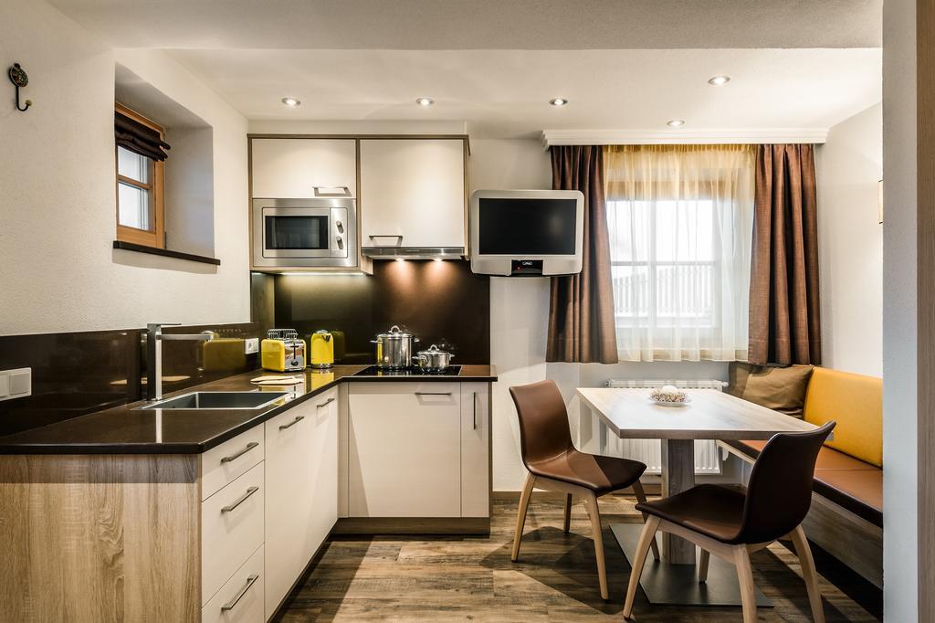 Taela Apartments San Cassiano  Εξωτερικό φωτογραφία