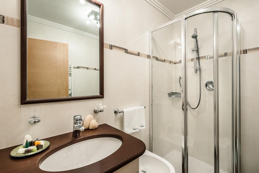Taela Apartments San Cassiano  Εξωτερικό φωτογραφία